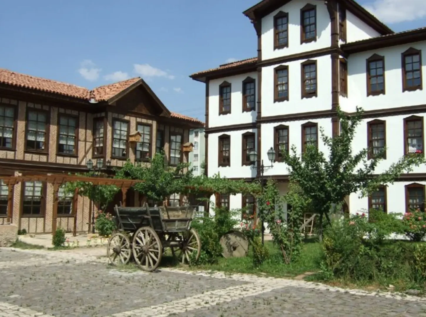 Echoes of Empires A Cultural Journey Along the Black Sea Coast (5)